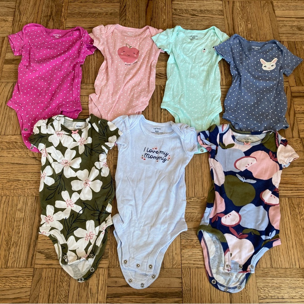 Carterās girls onesies Size 6 months